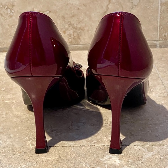 Stuart Weitzman Ruby Slippers EUC - Picture 4 of 6